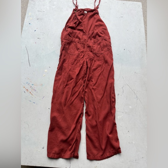 Woman's Billabong Jumpsuit Red Crimson Solid L Romper Summer City Beach Open - Picture 7 of 15
